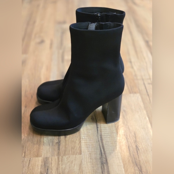 JEFFREY CAMPBELL SIREN POINTED TOE BOOTIE in BLACK, SIZE 10 - Picture 3 of 7